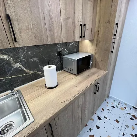 Efesou Luxury דירה