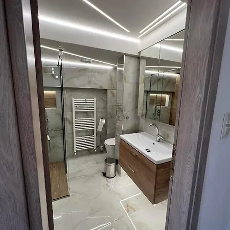 Efesou Luxury