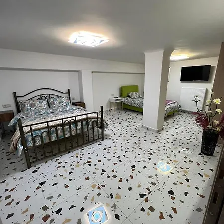 Efesou Luxury Apartment Nea Efesos